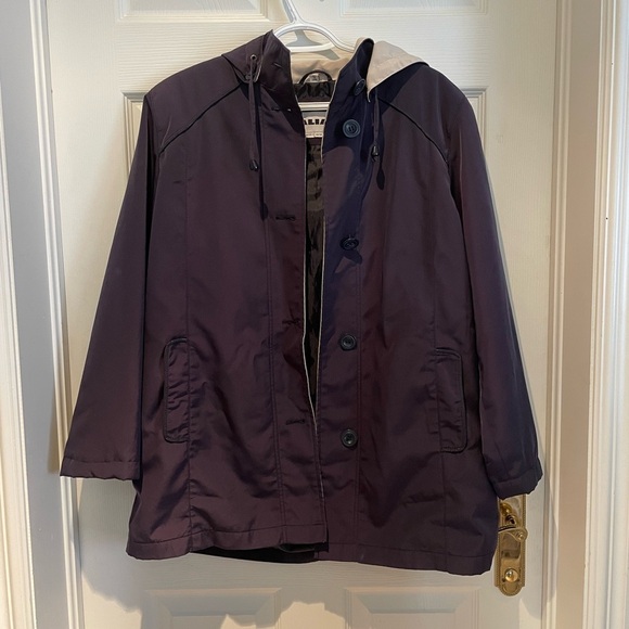 Light Spring/Fall jacket button up - Picture 1 of 3